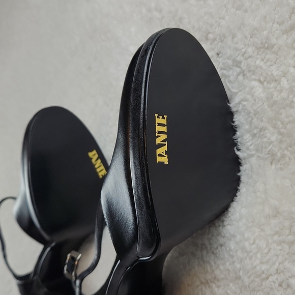 Black Mary Janes heels size 8 NEW!!! - Picture 4 of 14